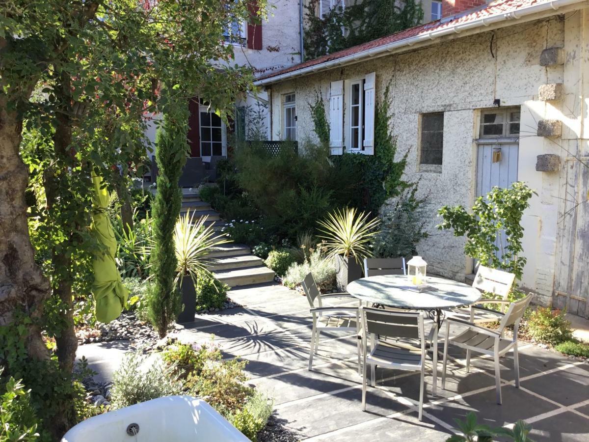Gite Chez Madeleine Leilighet Louhans Eksteriør bilde